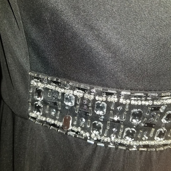 Elegant black crystal embellished gown. - Picture 2 of 5